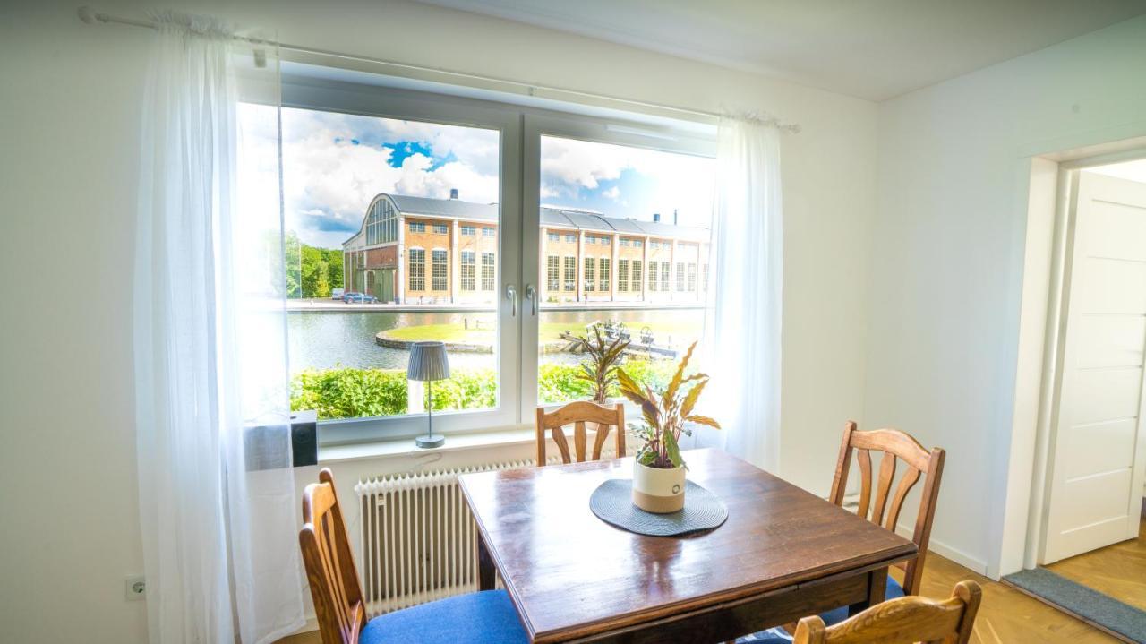 Byggmaestare Villan Motala Bagian luar foto